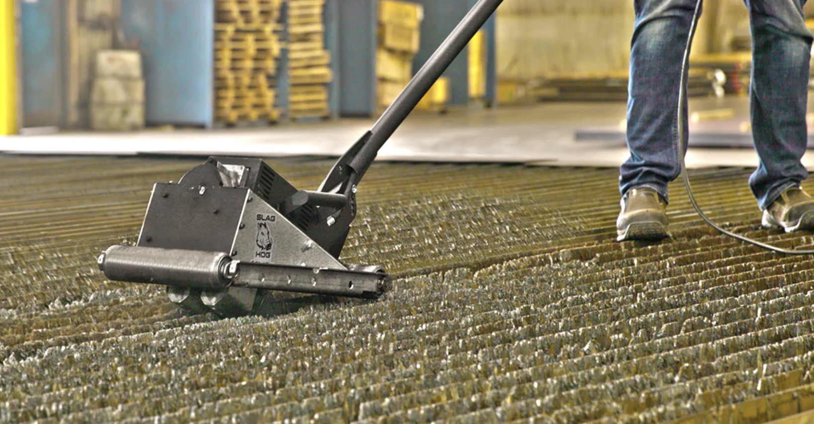 SLAG HOG FOR PLASMA TABLES